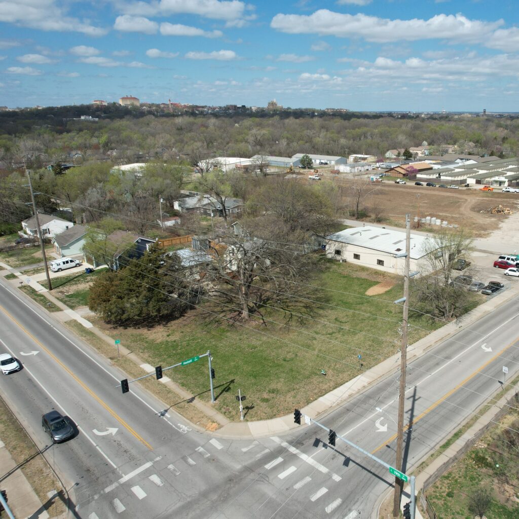 1835 Haskell Avenue, Lawrence, KS