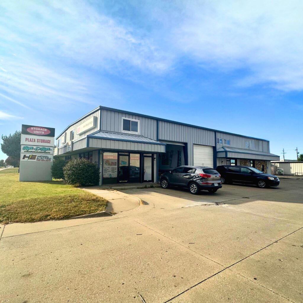 2300 W. 31st St., Suite C2, Lawrence, KS